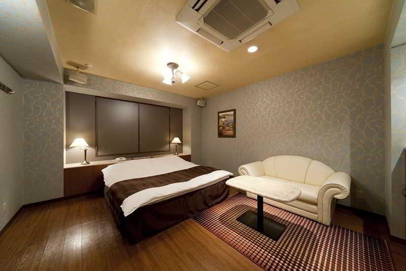 โรงแรมแกรนด์ ไฟน์ โทะโยะนะกะ มินะมิ ที่จอดรถฟรี - สำหรับผู้ใหญ่เท่านั้น โทโยนากะ ภายนอก รูปภาพ